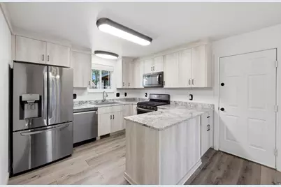 1090 W 285 S, Orem, UT 84058 - Photo 31