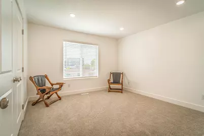 170 W Dawson S, Layton, UT 84041 - Photo 23