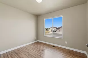5920 S 4150 W, Roy, UT 84067 - Photo 23