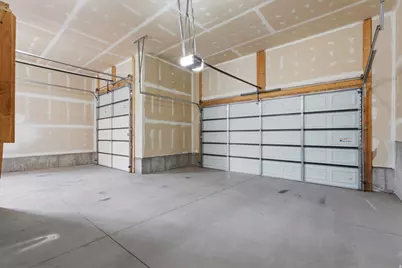 5920 S 4150 W, Roy, UT 84067 - Photo 31