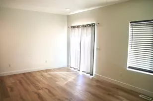 884 N Glen Eagle, Tooele, UT 84074 - Photo 5