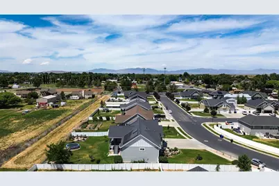 4033 W 2400 N, Plain City, UT 84404 - Photo 53