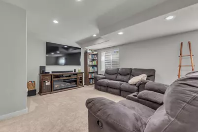 2246 W Bluebird Dr, West Haven, UT 84401 - Photo 23