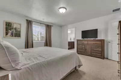 2246 W Bluebird Dr, West Haven, UT 84401 - Photo 15