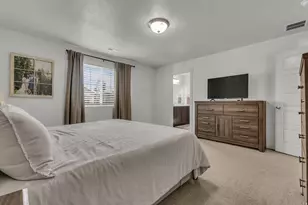 2246 W Bluebird Dr, West Haven, UT 84401 - Photo 15