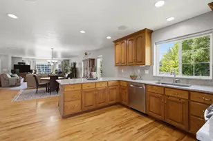 5562 W 11200 N, Highland, UT 84003 - Photo 11