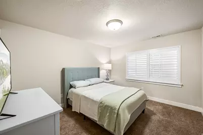 7877 S Farm Wood Ln, Midvale, UT 84047 - Photo 29