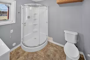 442 E Lindy N, Tooele, UT 84074 - Photo 27