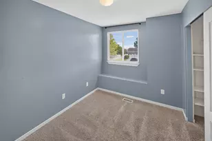 442 E Lindy N, Tooele, UT 84074 - Photo 19