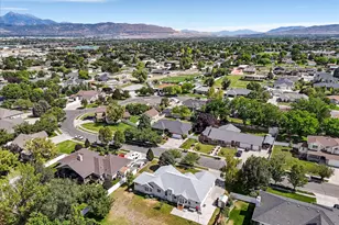 2602 W Singletree Ln S, South Jordan, UT 84095 - Photo 37