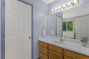 2602 W Singletree Ln S, South Jordan, UT 84095 - Photo 17