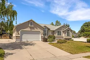 2602 W Singletree Ln S, South Jordan, UT 84095 - Photo 41