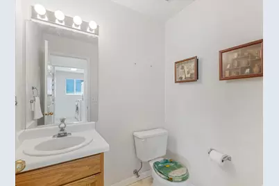 2602 W Singletree Ln S, South Jordan, UT 84095 - Photo 13