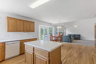 2602 W Singletree Ln S, South Jordan, UT 84095 - Photo 11