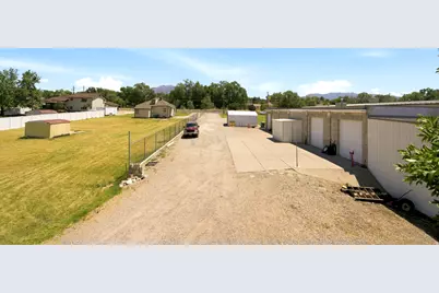 4997 S 2700 W, Roy, UT 84067 - Photo 9