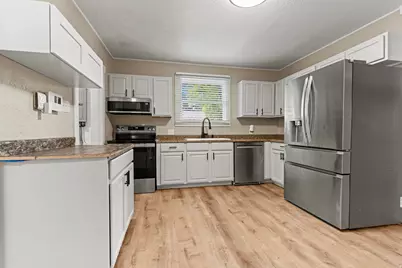 2108 S Adams Ave E, Ogden, UT 84401 - Photo 13