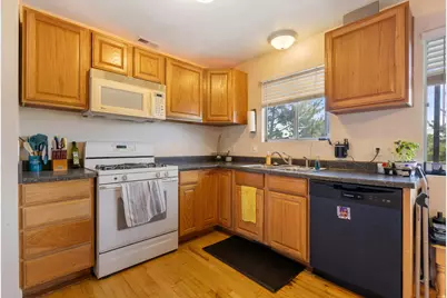 7963 S 2760 W, West Jordan, UT 84088 - Photo 9