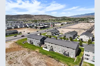 8044 N Clydesdale Dr, Eagle Mountain, UT 84005 - Photo 43