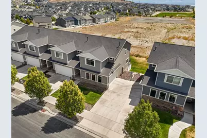 8044 N Clydesdale Dr, Eagle Mountain, UT 84005 - Photo 37