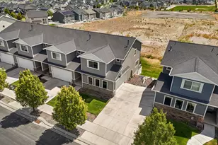 8044 N Clydesdale Dr, Eagle Mountain, UT 84005 - Photo 37