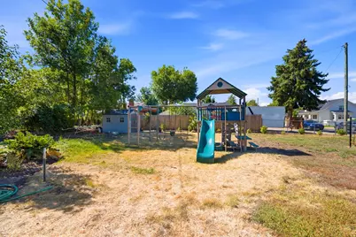 310 E 600 S, Centerville, UT 84014 - Photo 27