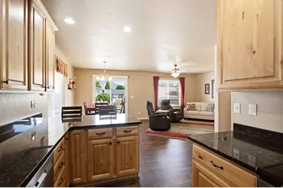 521 S 360 E, American Fork, UT 84003 - Photo 17