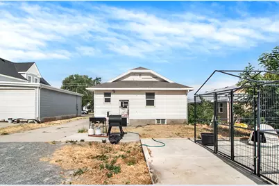 312 N 100 W, Tooele, UT 84074 - Photo 27