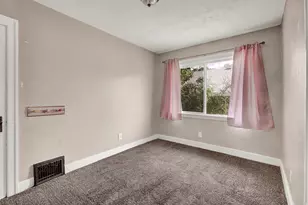 312 N 100 W, Tooele, UT 84074 - Photo 17