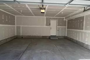 229 N Main St, Smithfield, UT 84335 - Photo 11