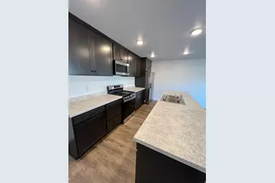 229 N Main St, Smithfield, UT 84335 - Photo 3