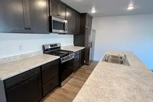 229 N Main St, Smithfield, UT 84335 - Photo 3
