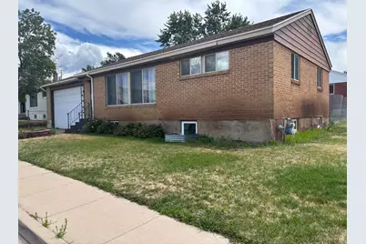 309 E 4475 S, Washington Terrace, UT 84405 - Photo 3