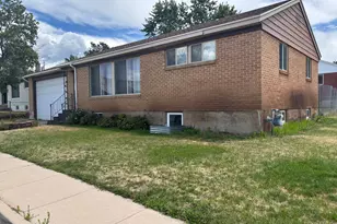 309 E 4475 S, Washington Terrace, UT 84405 - Photo 3