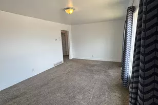 309 E 4475 S, Washington Terrace, UT 84405 - Photo 5