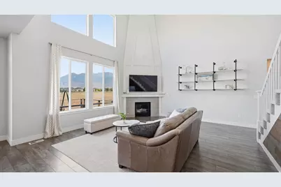 111 E Silver Oak Rd, Vineyard, UT 84059 - Photo 25