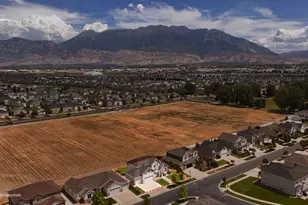 111 E Silver Oak Rd, Vineyard, UT 84059 - Photo 49