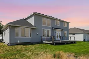 111 E Silver Oak Rd, Vineyard, UT 84059 - Photo 37