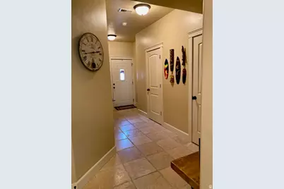 302 E Seagull Ln #22, Saratoga Springs, UT 84045 - Photo 3