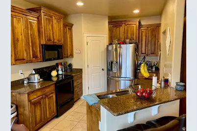 302 E Seagull Ln #22, Saratoga Springs, UT 84045 - Photo 9