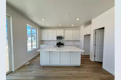 2937 N Lone Pine St #628, Eagle Mountain, UT 84005 - Photo 3