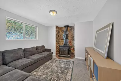 6341 W 3100 S, West Valley, UT 84128 - Photo 13