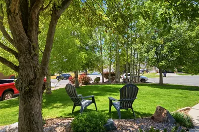 5196 N Rodeo Cir, Oakley, UT 84055 - Photo 5
