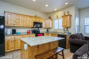 3857 E Cunninghill Dr, Eagle Mountain, UT 84005 - Photo 3