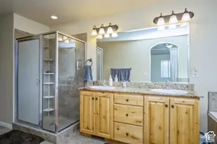 3857 E Cunninghill Dr, Eagle Mountain, UT 84005 - Photo 9