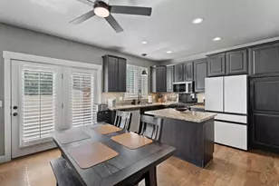 12556 S Alice Springs Ct, Riverton, UT 84065 - Photo 11