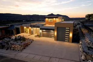 1361 W 800 S, Hurricane, UT 84737 - Photo 9