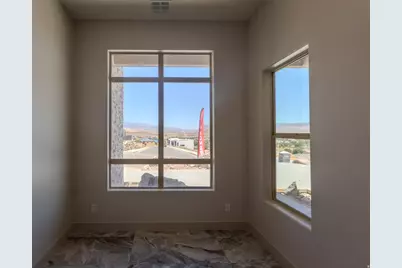1361 W 800 S, Hurricane, UT 84737 - Photo 13