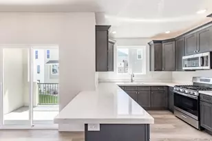 1058 S 2740 E, Spanish Fork, UT 84660 - Photo 11