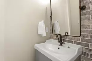 2303 W 900 N, Layton, UT 84041 - Photo 9