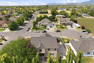 2303 W 900 N, Layton, UT 84041 - Photo 87